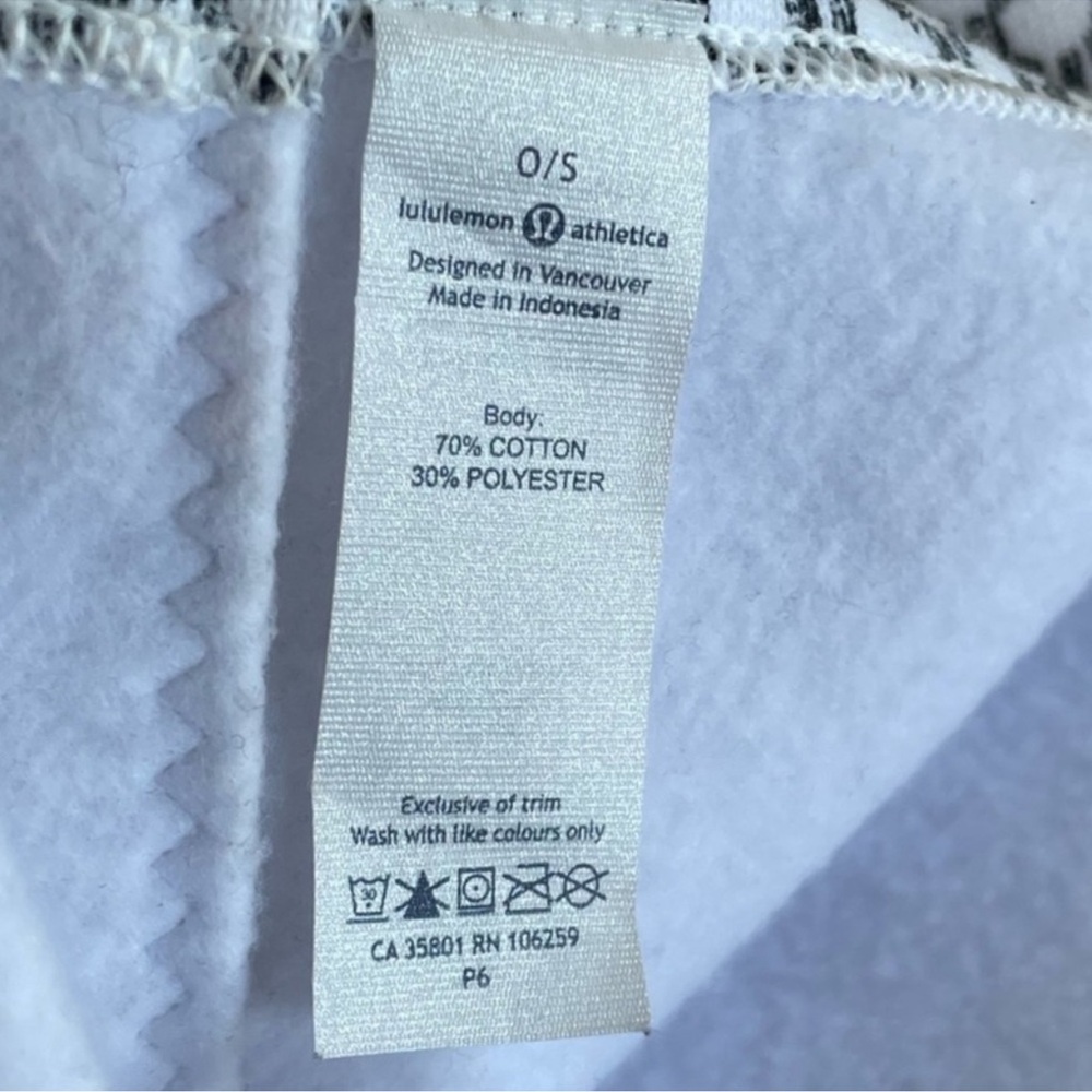 Lululemon Athletica Vinyasa white black infinity convertible yoga wrap scarf - Picture 8 of 8